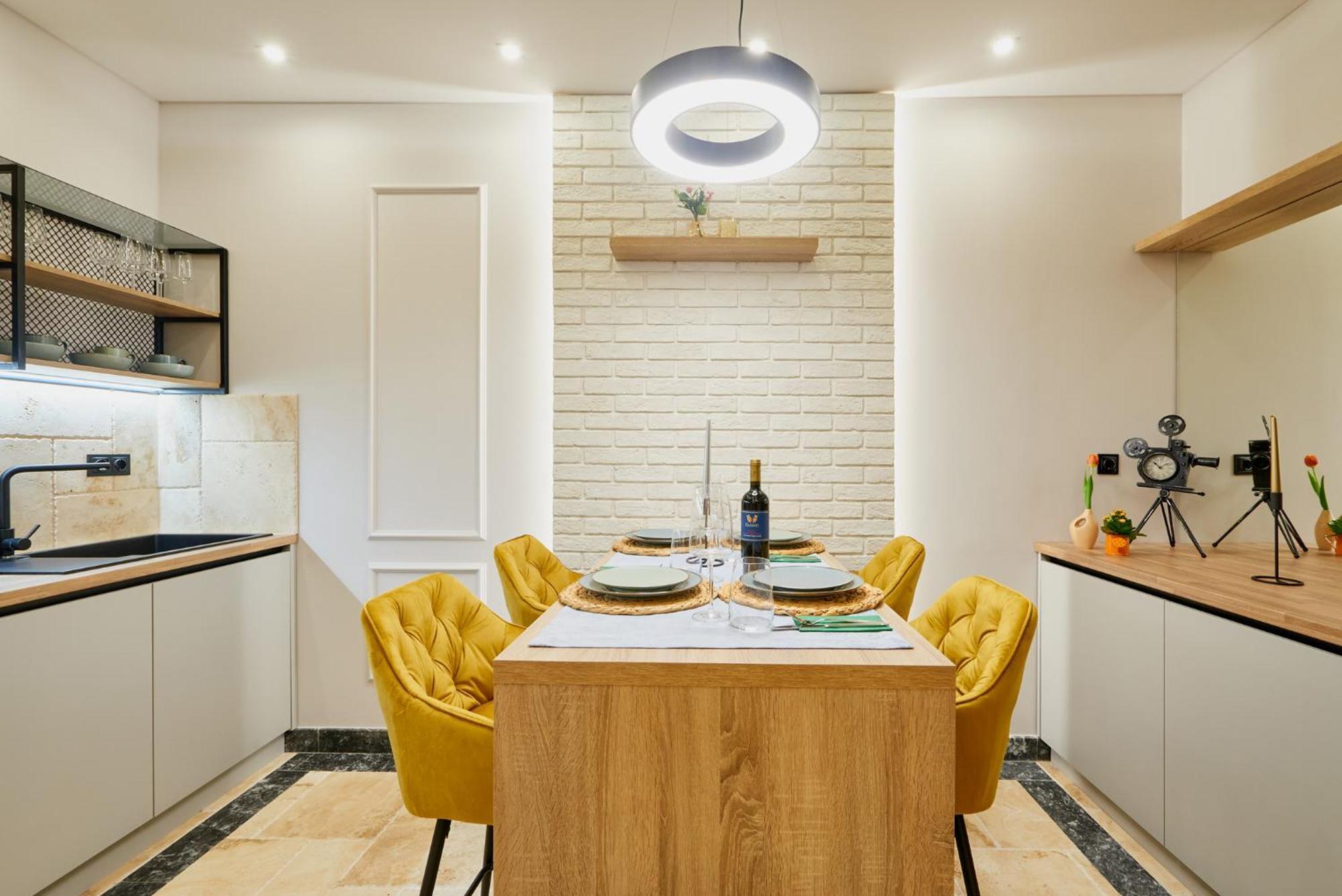 Florance Rentals Luxury Apartments In בורגאס מראה חיצוני תמונה