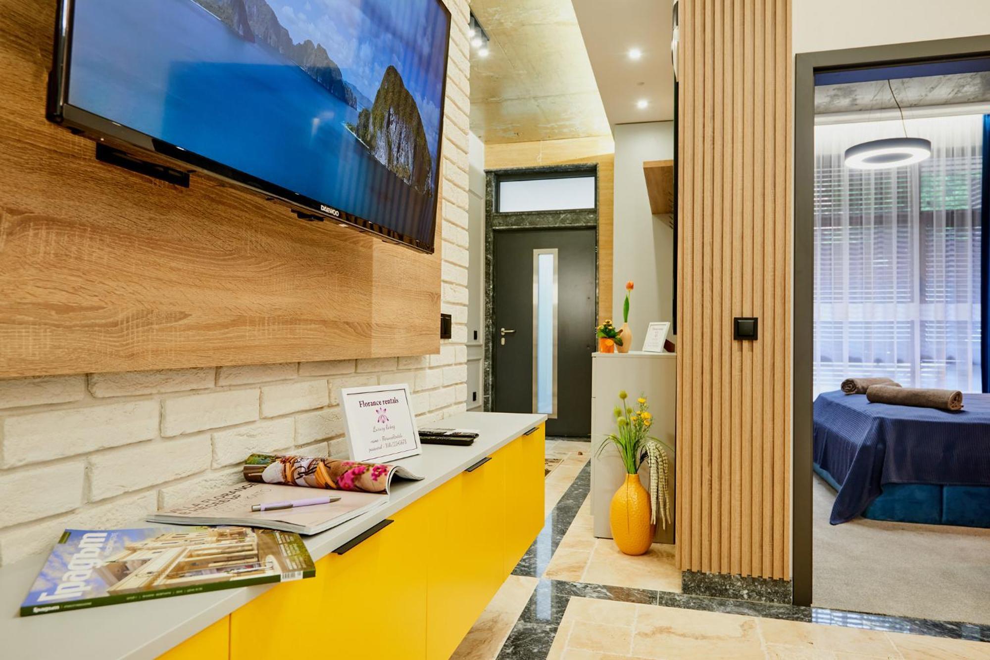 Florance Rentals Luxury Apartments In בורגאס מראה חיצוני תמונה