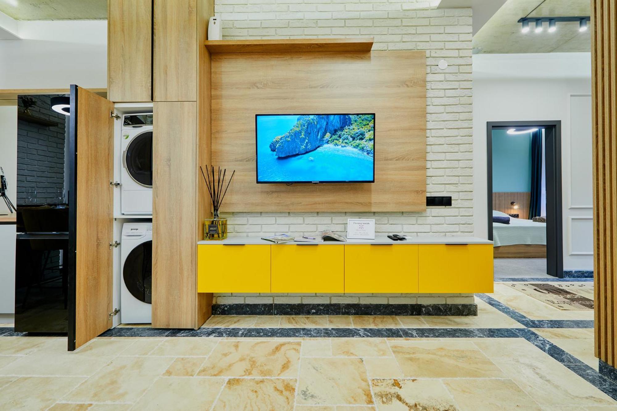 Florance Rentals Luxury Apartments In בורגאס מראה חיצוני תמונה