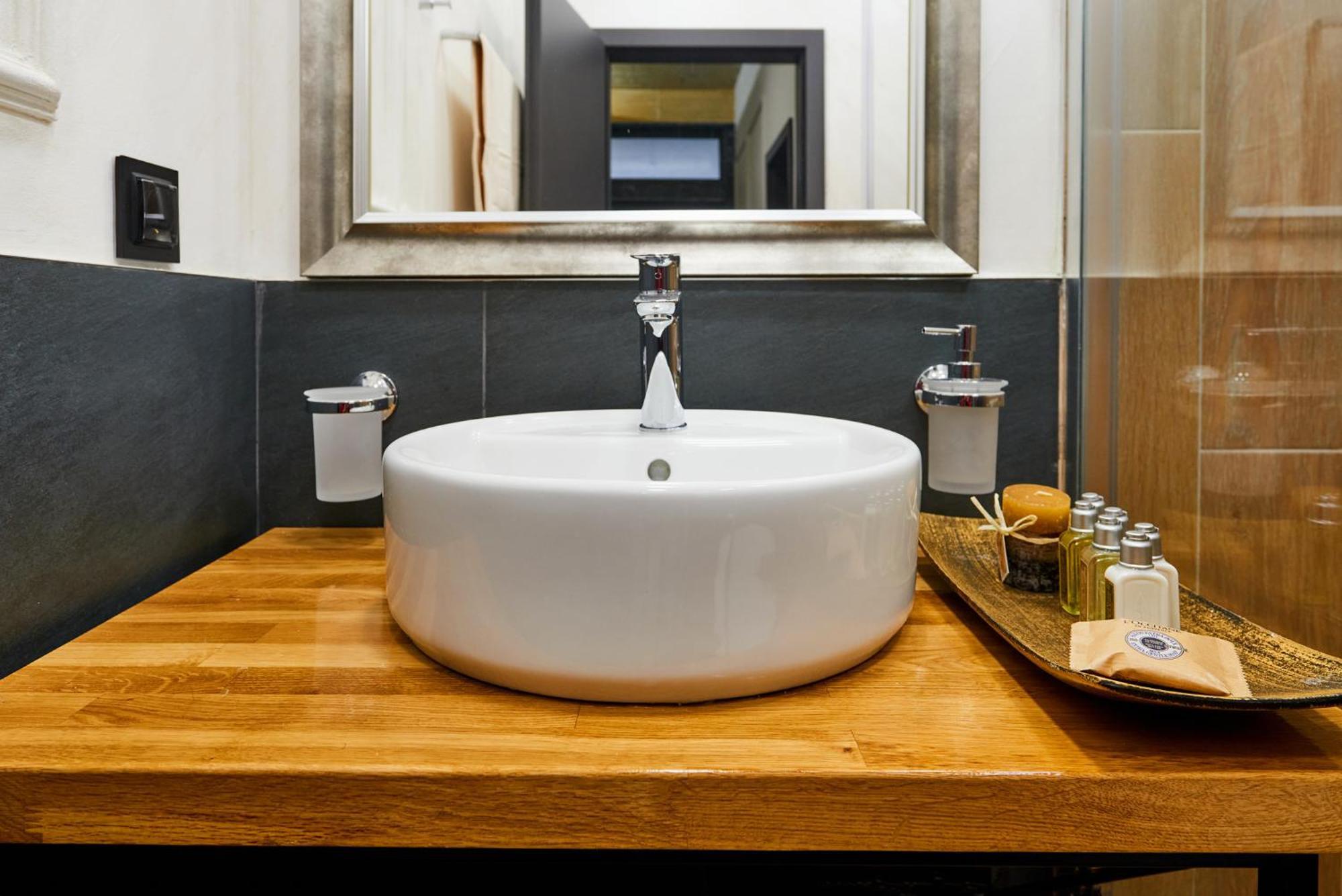 Florance Rentals Luxury Apartments In בורגאס מראה חיצוני תמונה